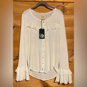 NWT CHASER LONG SLEEVE BUTTON DOWN RUFFLE TOP SIZE SMALL IN CREAM